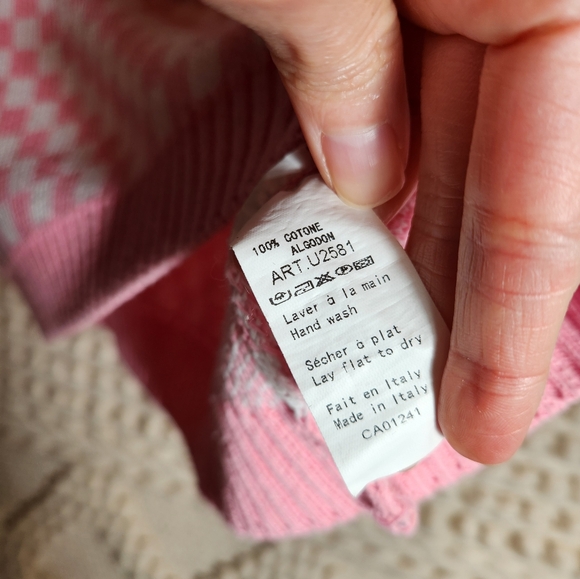 Pink checkered sweater vest 💖 - Picture 4 of 4